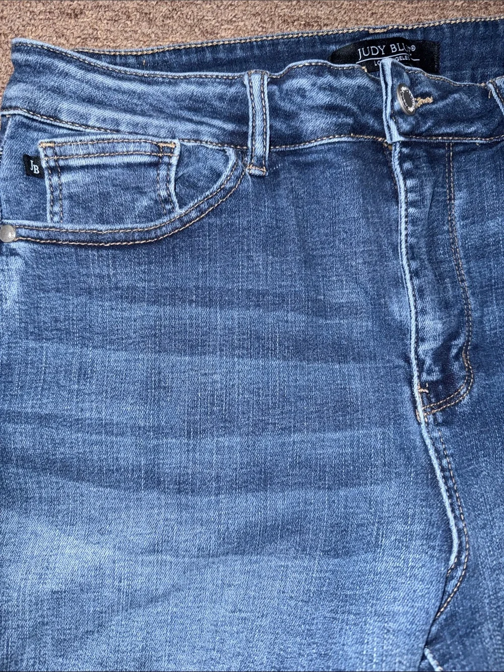 JUDY BLUE Denim Shorts - Medium Blue